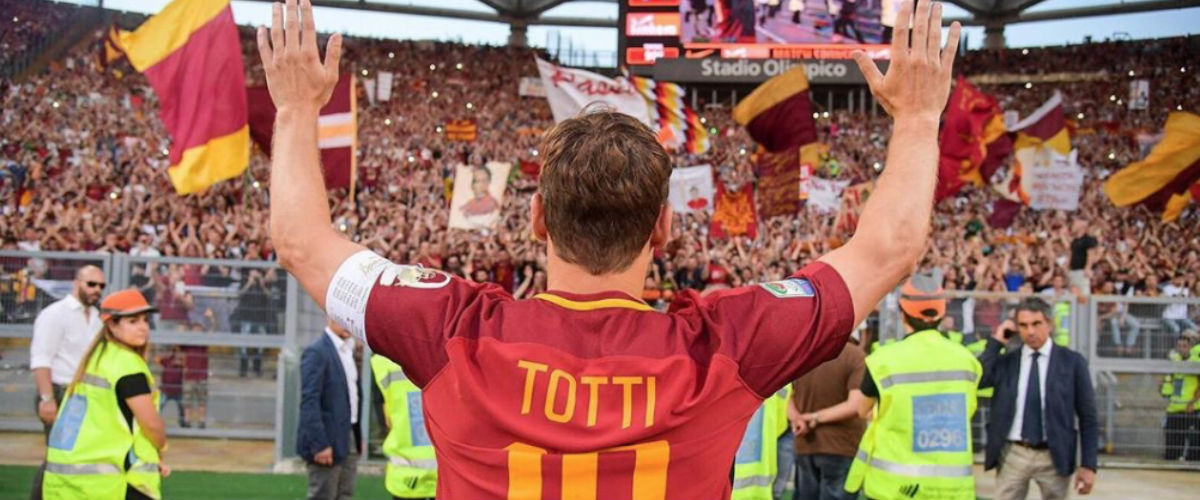 Totti ricorda il suo esordio alla Roma: “27 anni d’amore”