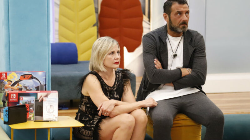 Ascolti Tv, il “Grande Fratello Vip” registra il 19 % di share