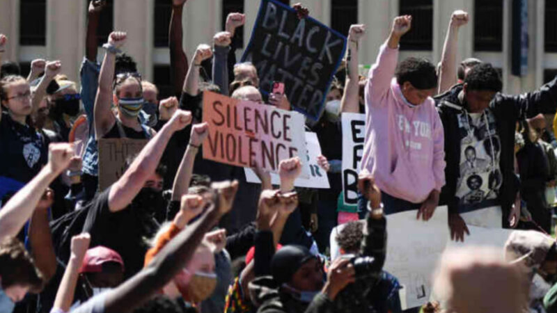 George Floyd: da Lady Gaga a Hamilton, tra proteste e polemiche