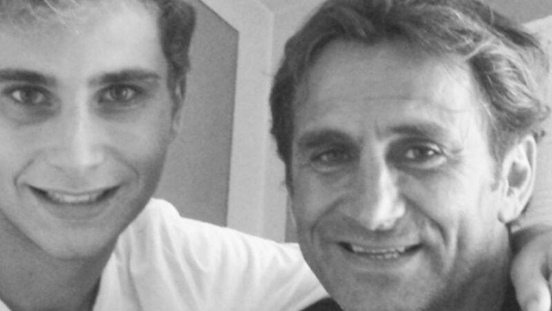 Tutta l’Italia è con Alex Zanardi: solidarietà sotto una foto del figlio