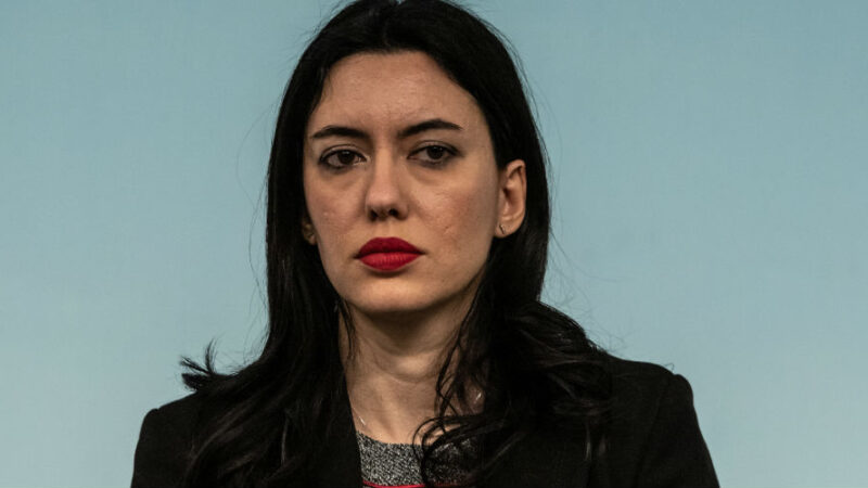 La ministra Azzolina corregge Salvini ma sbaglia