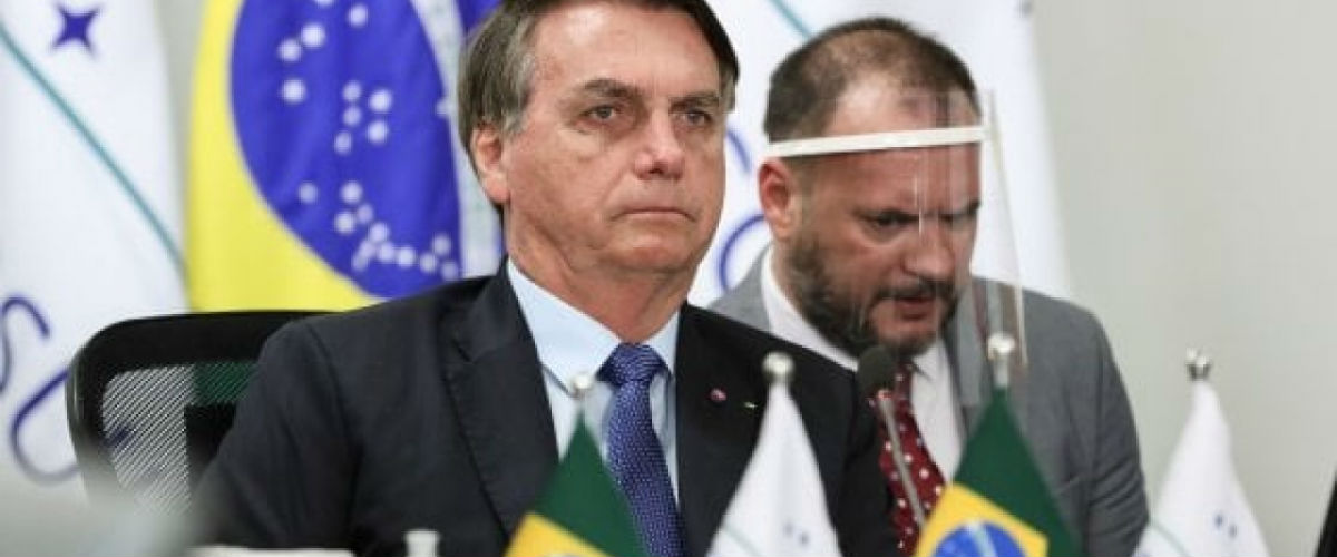 Brasile, il Presidente Bolsonaro: “Ho i sintomi del Covid”
