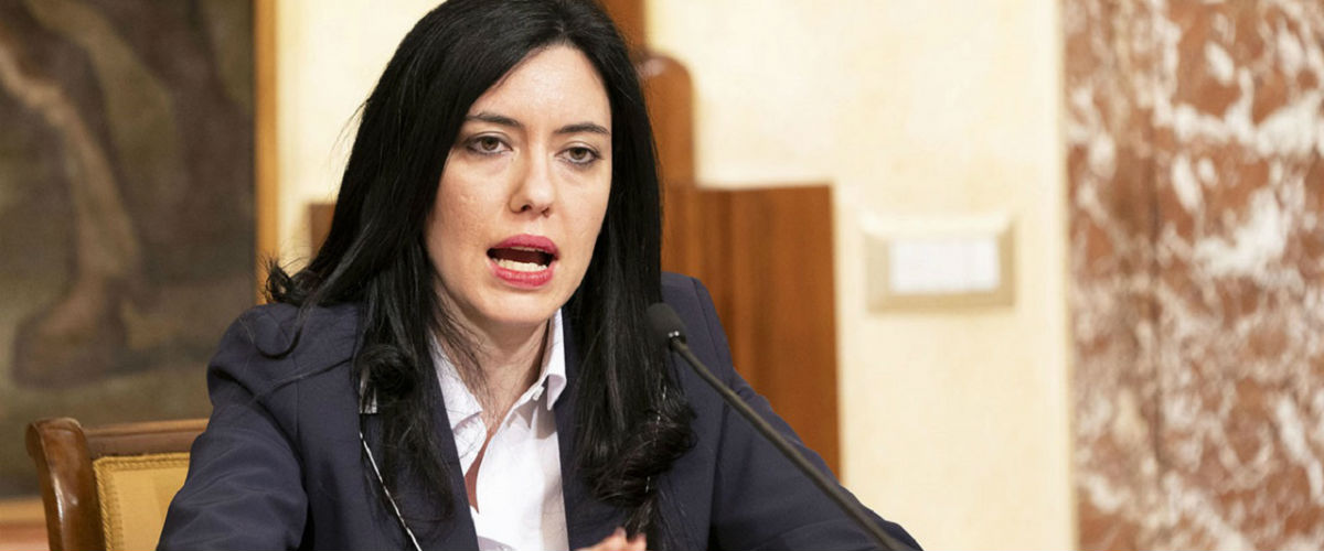L’errore della Ministra Azzolina: virale l’hashtag #Bocciata