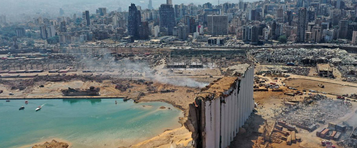 Beirut, proteste contro il governo dopo l’esplosione