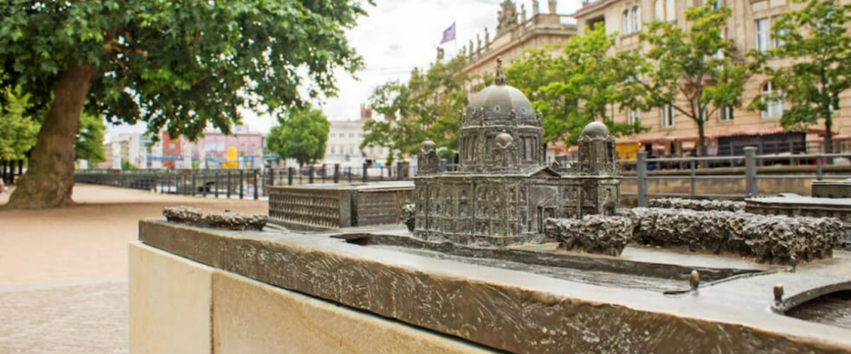 Berlino, imbrattate 70 opere d’arte dei musei