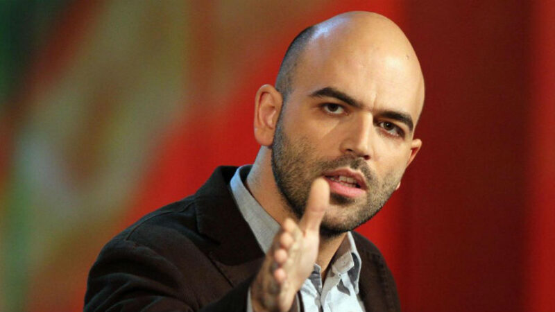 Roberto Saviano dice addio a “Repubblica” per “Corriere della Sera”