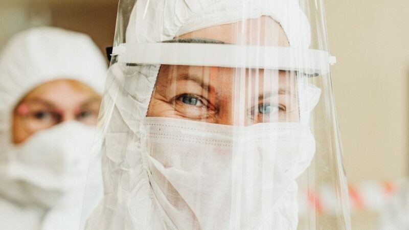 Coronavirus in Italia, il bollettino del 21 gennaio: leggero aumento dei positivi