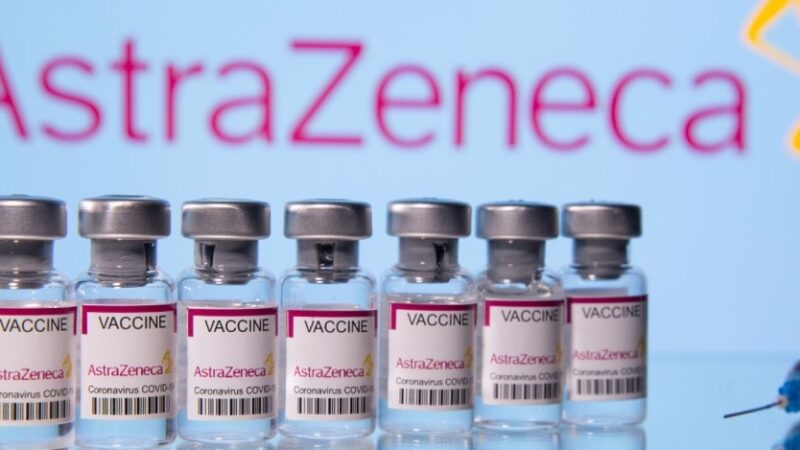 Piano Vaccini, la situazione AstraZeneca complica il tutto