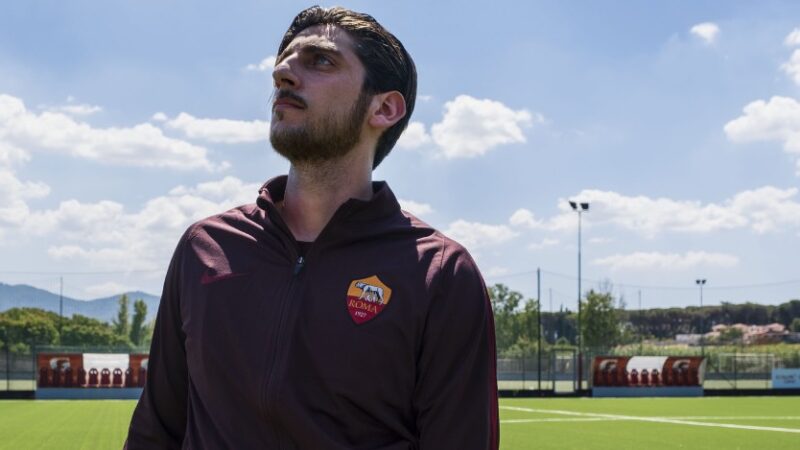 “Speravo de Morì Prima”, Castellitto: “In camera con il poster del capitano”