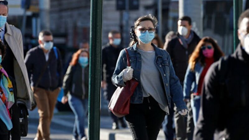 Italia, al vaglio l’ipotesi di una zona rossa per tre settimane
