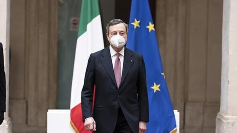 Mario Draghi: “Accelerazione del piano dei vaccini”