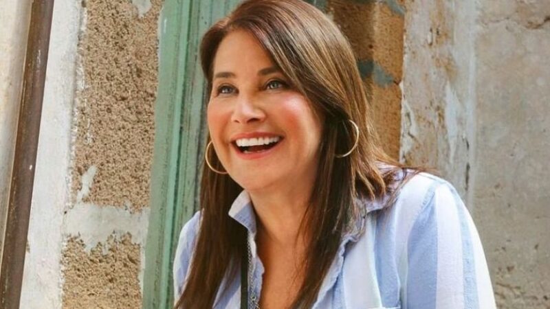 Lorraine Bracco, star dei Soprano, con 1 euro compra casa in Sicilia