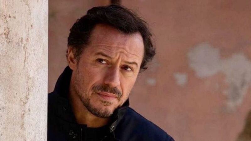 Stefano Accorsi compie 50 anni: nel suo futuro forse la regia