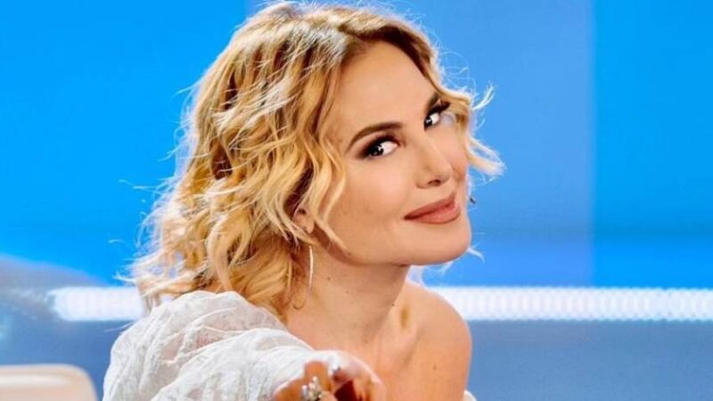Domenica Live e Live Non è la D’urso: le anticipazioni del 21 marzo