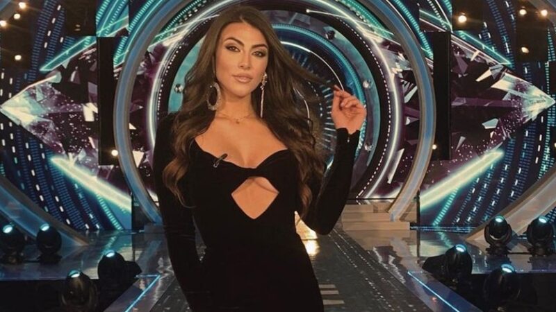 Giulia Salemi a Live accusata da Caterina Collovati: “Ci hai provato con mio marito Fulvio”