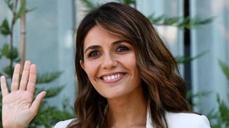 “Canzone segreta” è il nuovo programma condotto da Serena Rossi