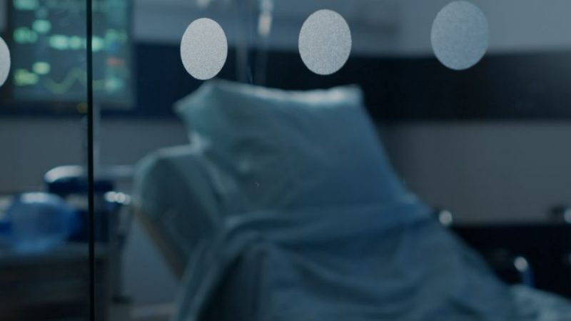 Covid-19, Minelli: “Non vaccinati paghino in caso di ricovero”