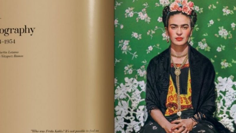 ‘Frida Kahlo. The complete paintings’ la novità di luglio in libreria