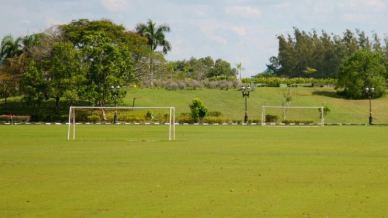 L’Aquila, bimba di 5 anni muore travolta dalla porta da calcio