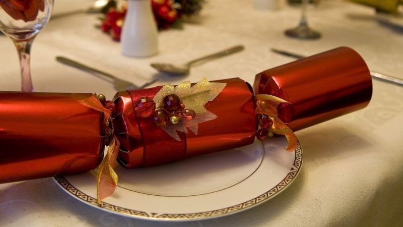 Natale in famiglia, ecco le regole al tempo del Covid