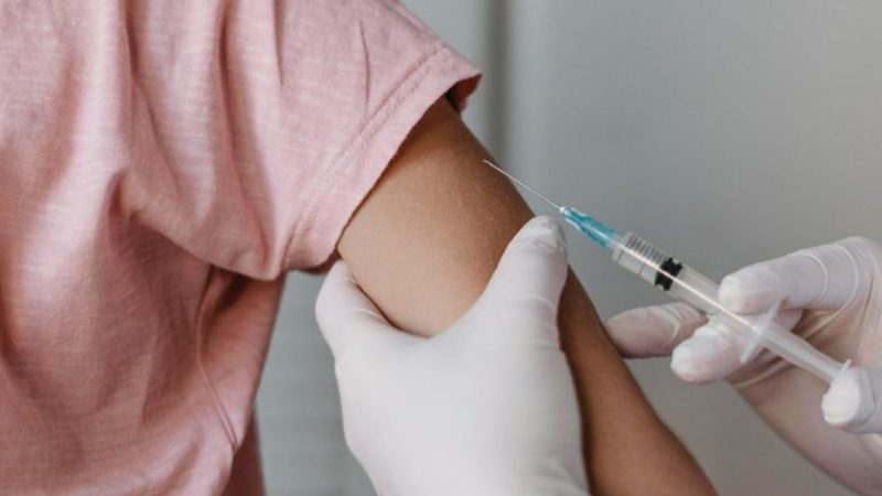 Vaccini ai bambini, al via le somministrazioni per la fascia 5-11 anni