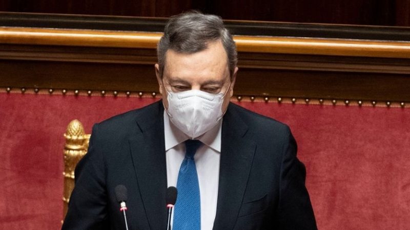 Mario Draghi sente al telefono il presidente ucraino Zelensky