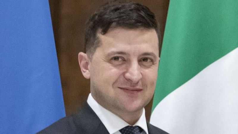 Ucraina, Zelensky: “Referendum su accordo di pace”