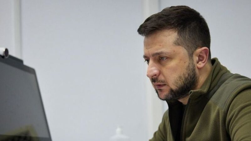 Zelensky: “Valutiamo attentamente la questione neutralità”