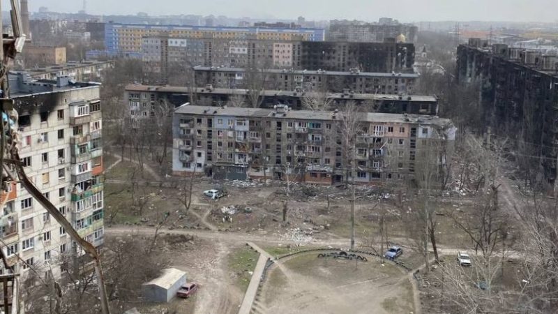 Mariupol, la città martire che resiste agli attacchi della Russia