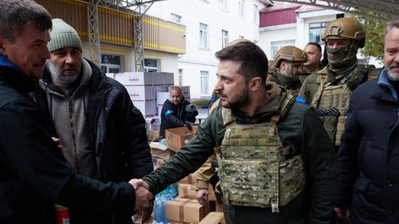 Zelensky parlerà all’Onu: “Vogliamo indagine su crimini”