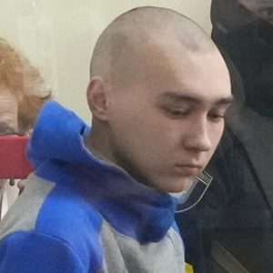 Vadim Shishimarin, il soldato russo è stato condannato all’ergastolo