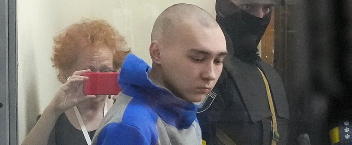 Vadim Shishimarin, il soldato russo è stato condannato all’ergastolo