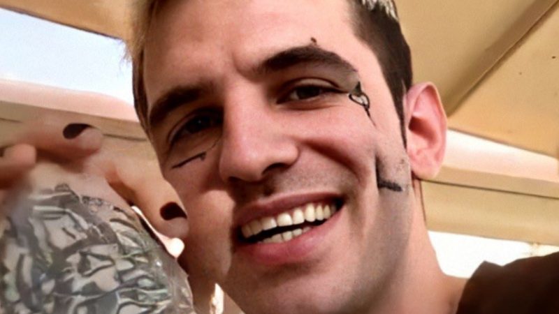 Achille Lauro visita i bambini in ospedale: “Esperienze che riempiono il cuore…” (FOTO)