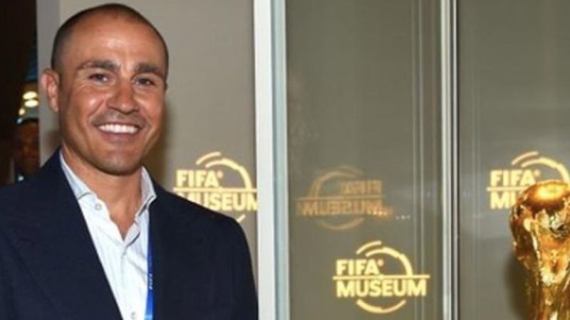 Napoli, ascolta Cannavaro: “Se fossi in De Laurentiis farei una proposta per lui”