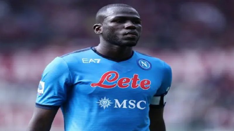 Koulibaly, rifiutata la prima offerta di rinnovo dal Napoli: la situazione