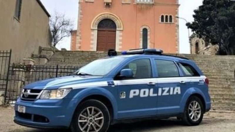Donna di 55 anni muore in casa, i vicini se ne accorgono dopo tre settimane