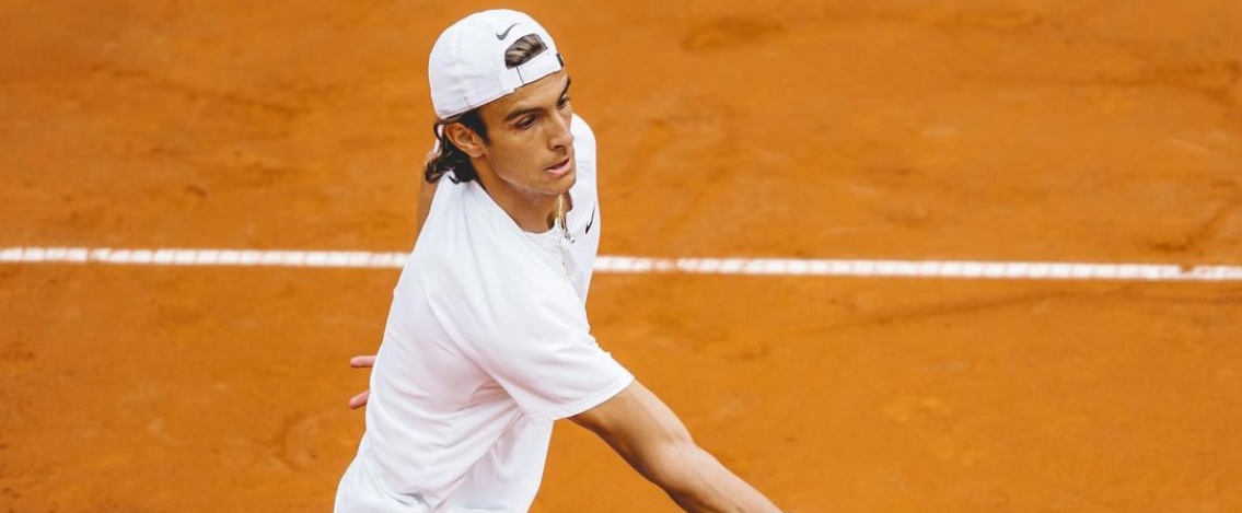 Tennis, Atp Amburgo: Lorenzo Musetti vince in finale contro Alcaraz
