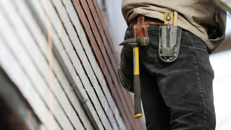 Reddito di cittadinanza, arriva la stretta per chi rifiuta anche il privato
