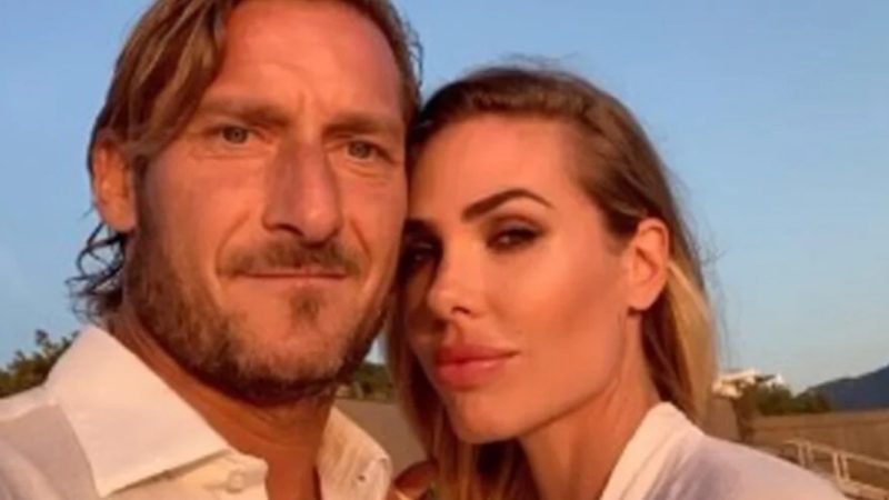 Totti/Ilary, Selvaggia Lucarelli si espone sulla vicenda: ecco cosa è emerso