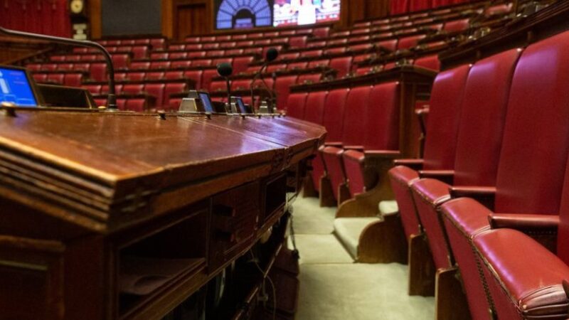 Camera, a vuoto la prima votazione. Al Senato tensioni con Berlusconi