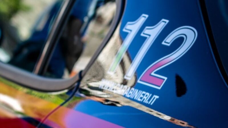 Treviso, uomo fuori controllo crea il panico in strada uccidendo un ciclista