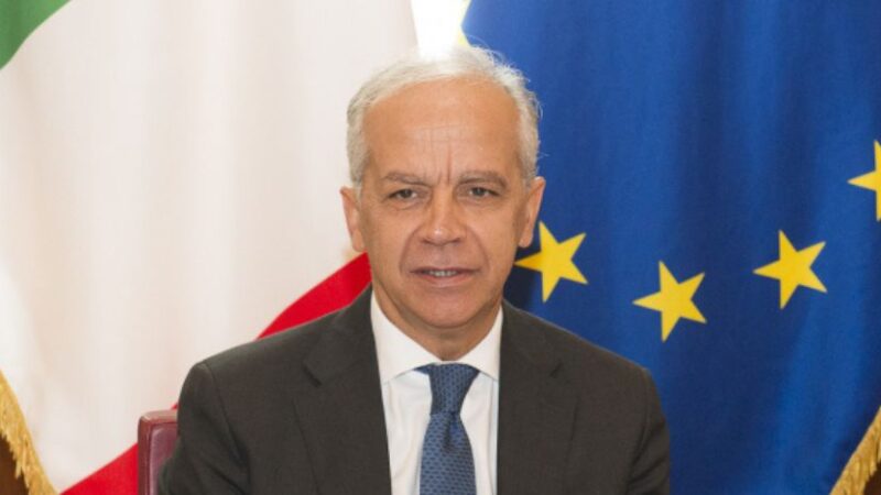 Migranti, ministro Piantedosi: “In Italia non si entra illegalmente”