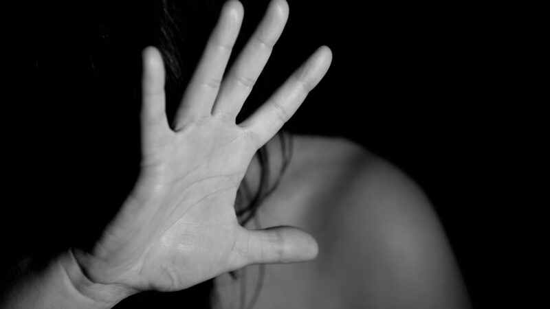 Roma, violenza sessuale su due ragazze. Arrestato un tassista
