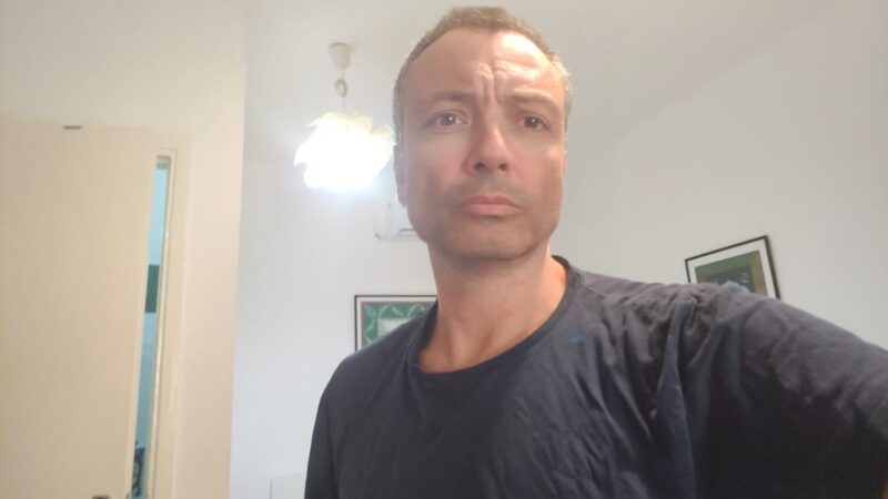 Andrea Costantino, dopo due anni bloccato ad Abu Dhabi, è tornato in Italia