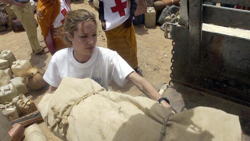Angelina Jolie lascia il suo impegno con l’UNHCR. Ecco perché