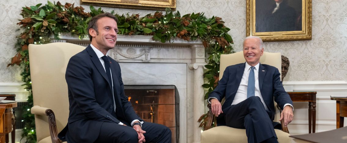 Guerra in Ucraina, la pace è possibile? Ecco le posizioni di Francia e Usa