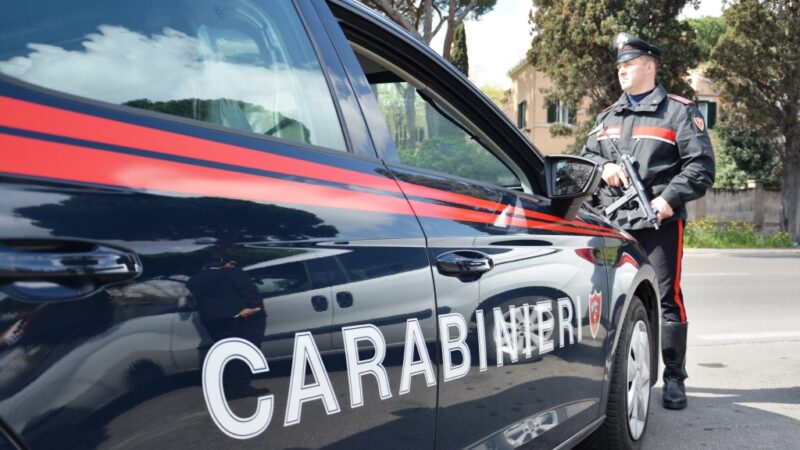 Milano, medico aggredito con un machete: è in gravi condizioni