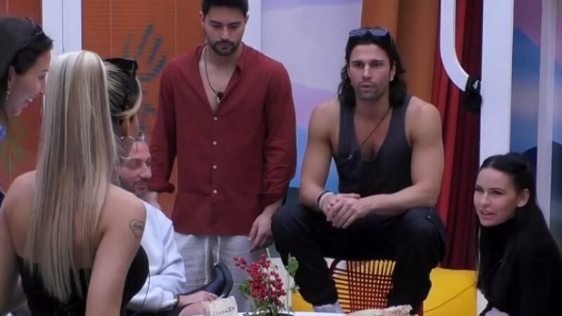 Nicole Murgia e il confronto con i vipponi dopo il litigio con Dana: la loro reazione