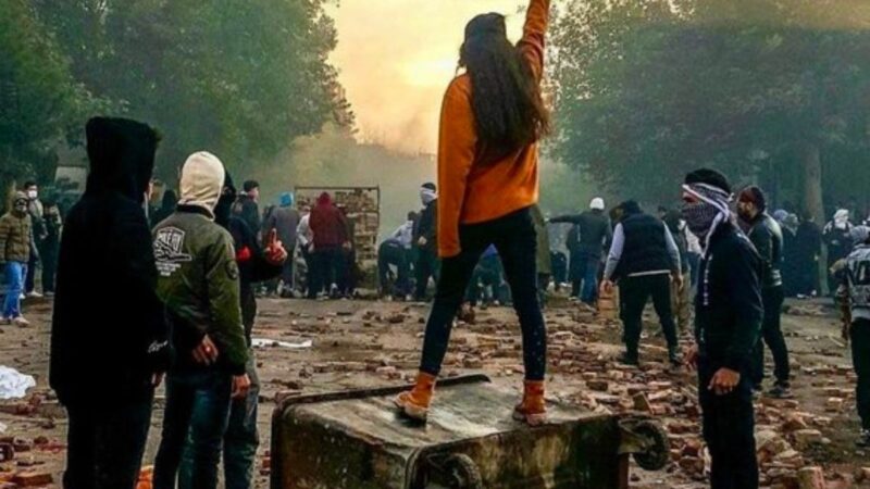 Teheran, i manifestanti condannati saranno impiccati