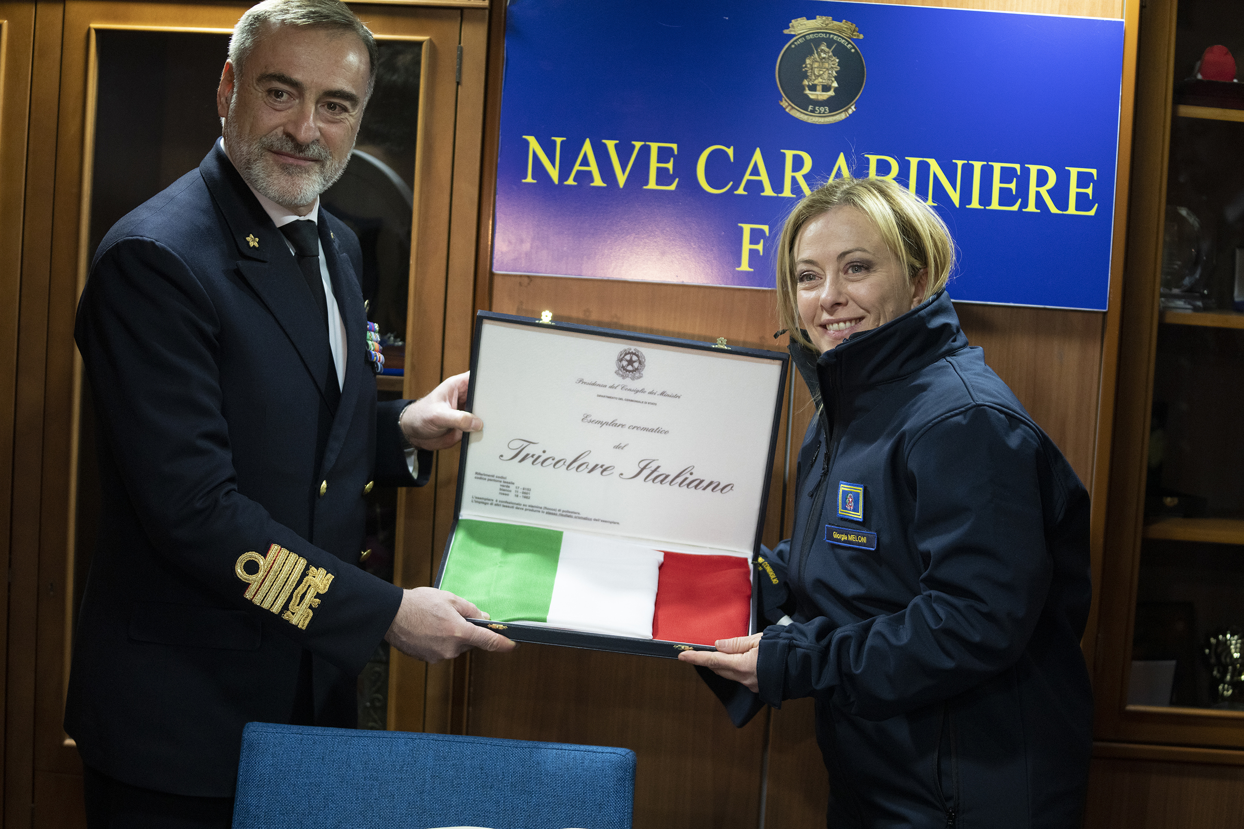 Giorgia Meloni ad Algeri: “relazioni bilaterali fra Italia e Algeria sono solide, antiche e strategiche”